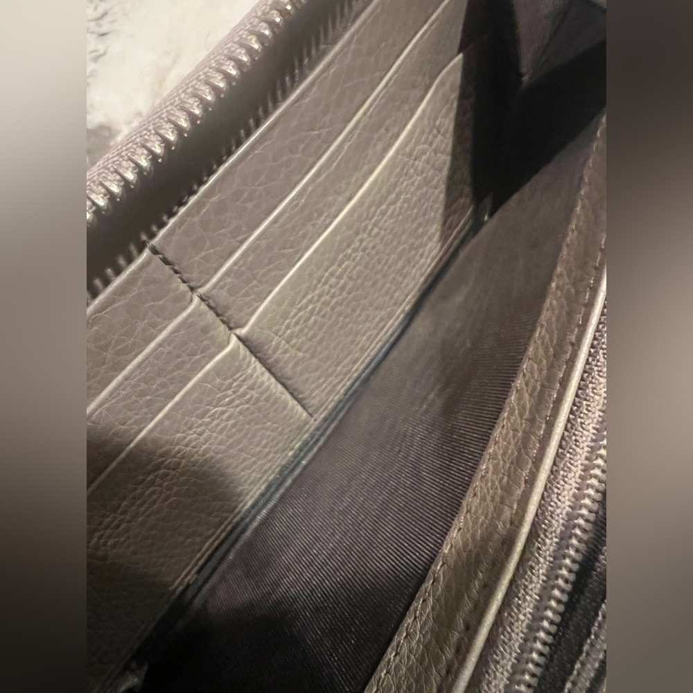 Gucci Soho Zippy Long Wallet - Picture 13 of 14